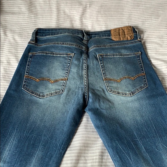 American Eagle Jeans - Picture 3 of 5